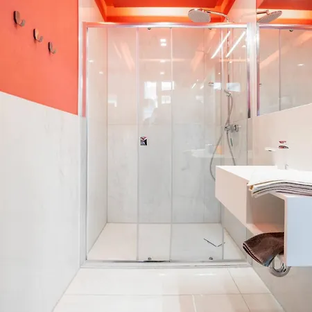 Appartement Gustava 27 *